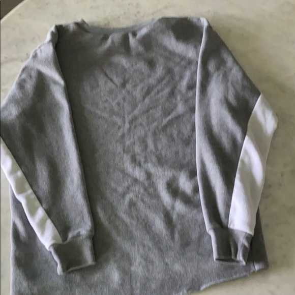 Pink crew neck sweatshirt - Picture 3 of 3